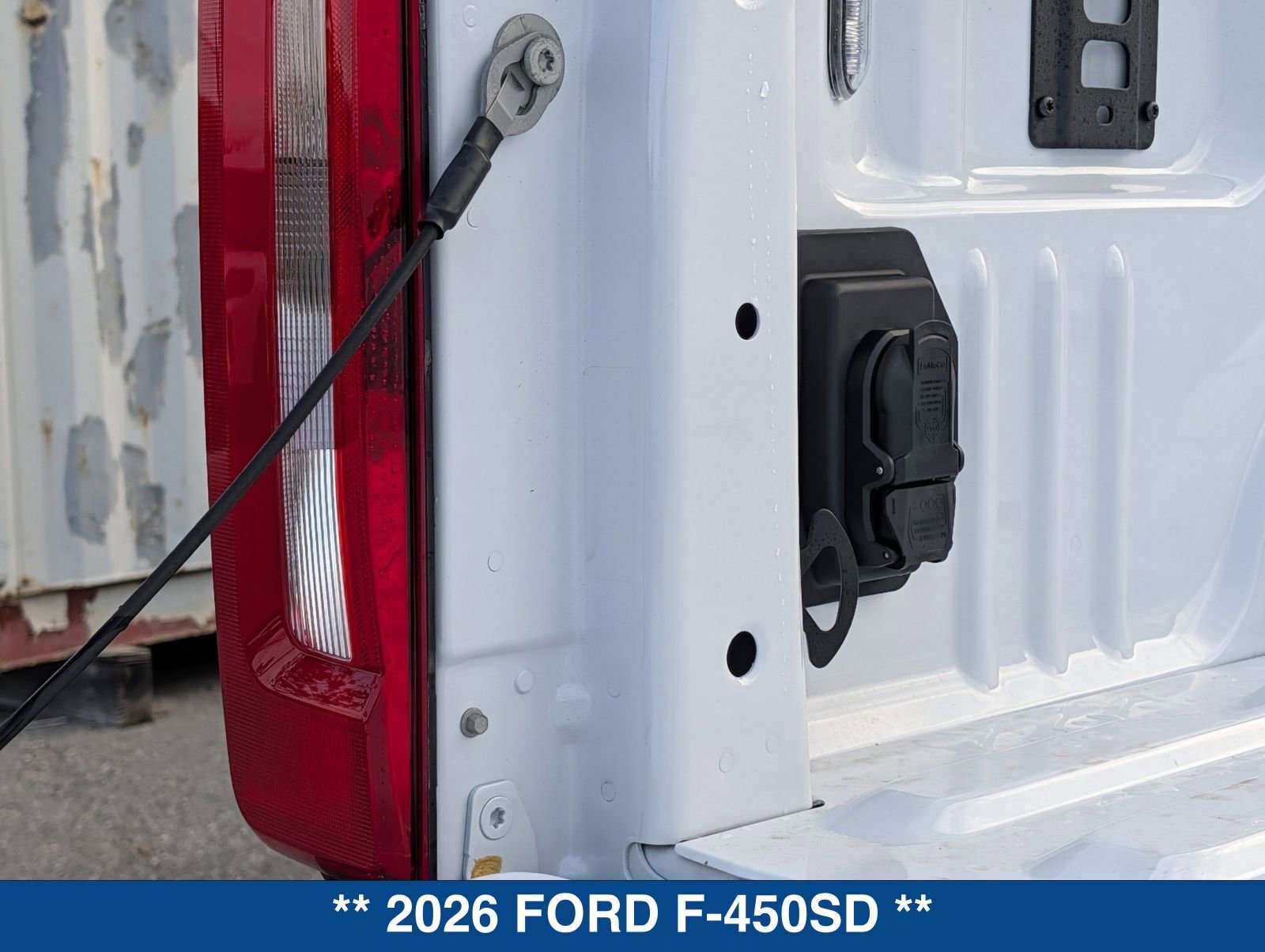 New 2026 Ford F450 XLT w/ FX4 Off-Road Package AWD/4WD image 15