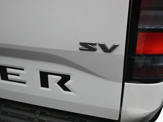 Used 2024 Nissan Frontier SV w/ Technology Package image 11