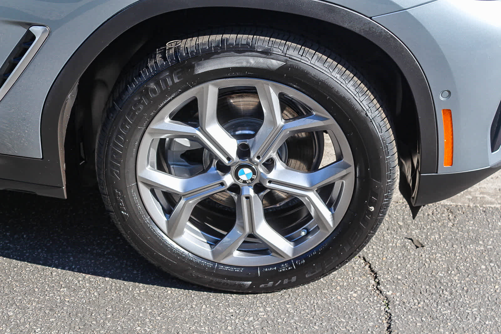 Used 2024 BMW X3 sDrive30i w/ Premium Package image 9