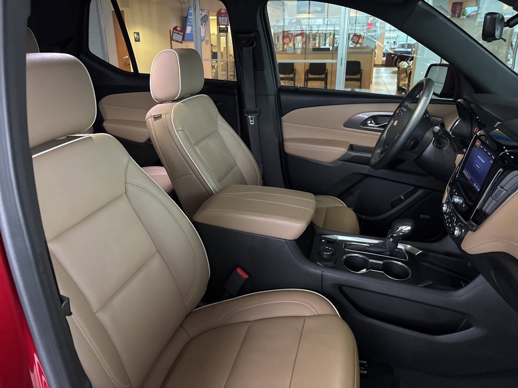 Used 2023 Chevrolet Traverse Premier w/ LPO, Floor Liner Package image 33