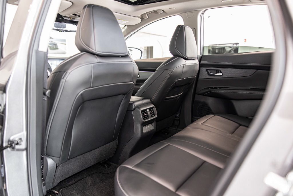 Used 2025 Nissan Murano SL AWD/4WD image 30