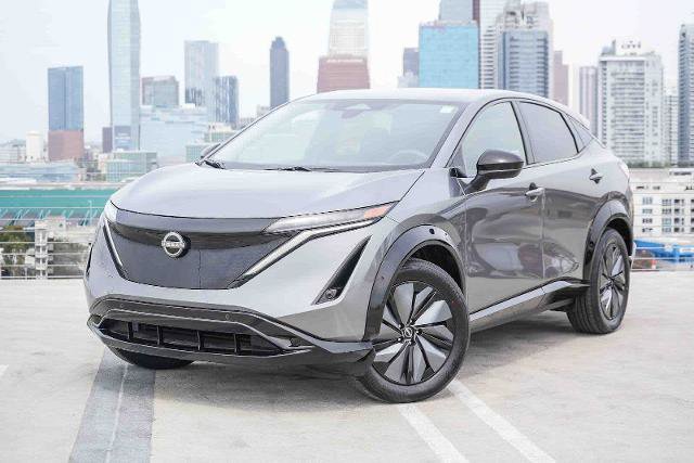 Certified 2025 Nissan Ariya AWD image 1