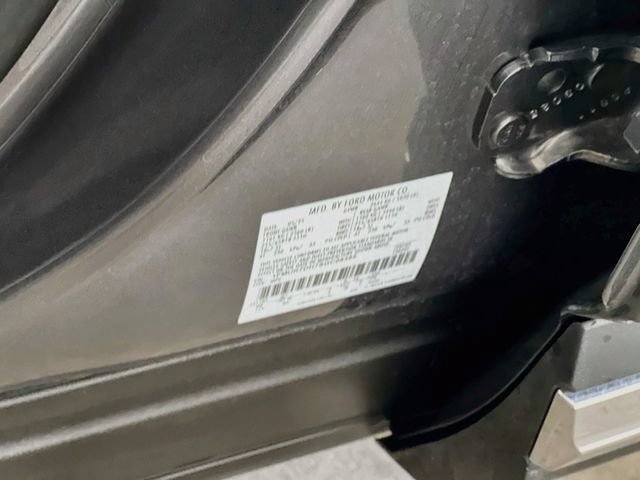 Used 2025 Ford Explorer Active RWD image 25