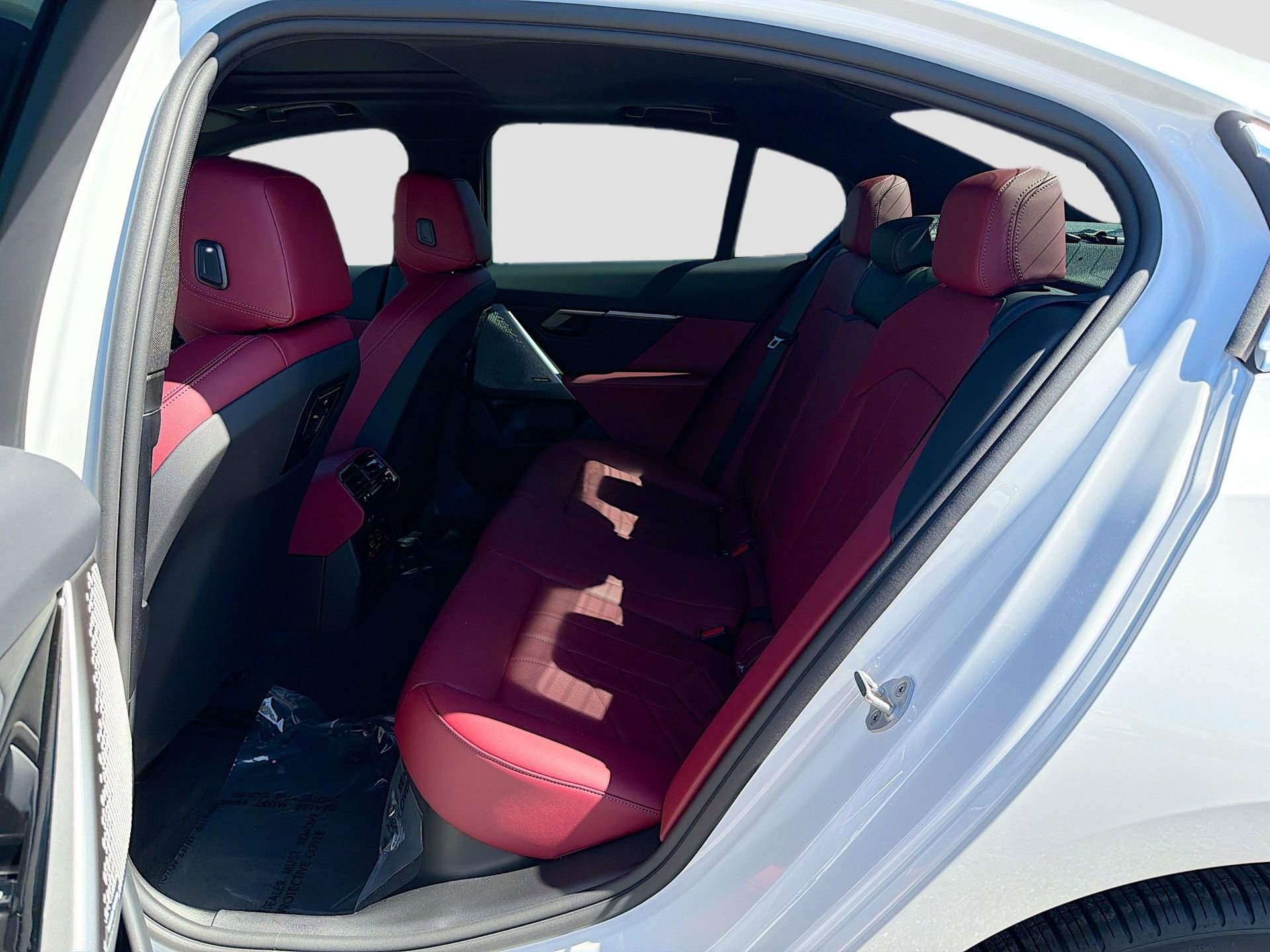 Used 2026 BMW 530i w/ Premium Package image 23