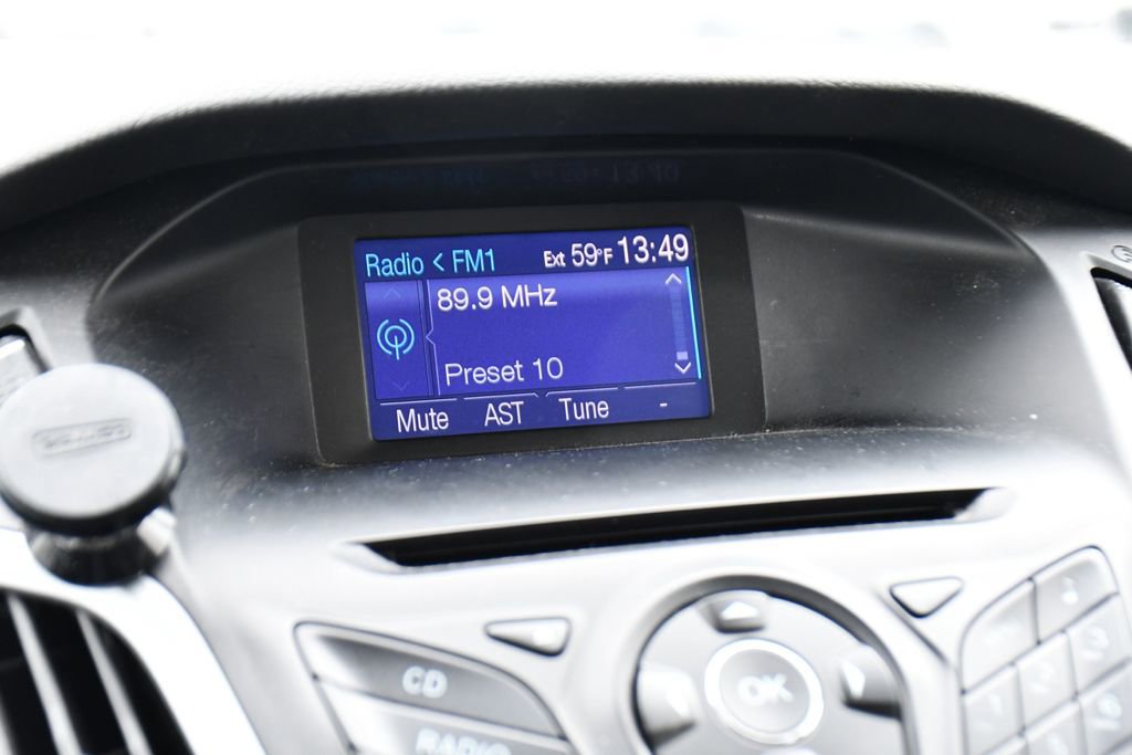 Used 2013 Ford Focus SE FWD image 29