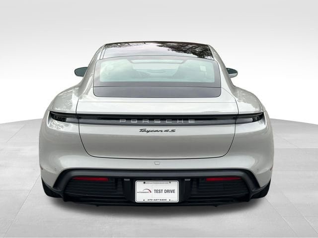 Used 2022 Porsche Taycan 4S AWD/4WD image 4