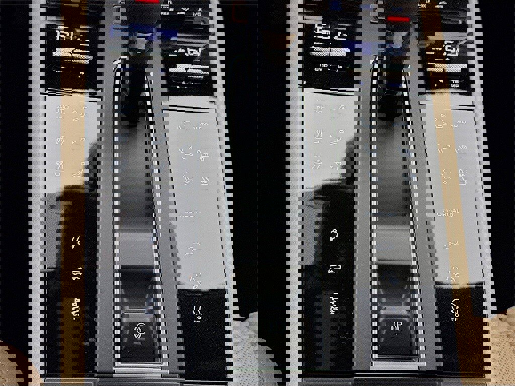 New 2026 Porsche Macan S image 23