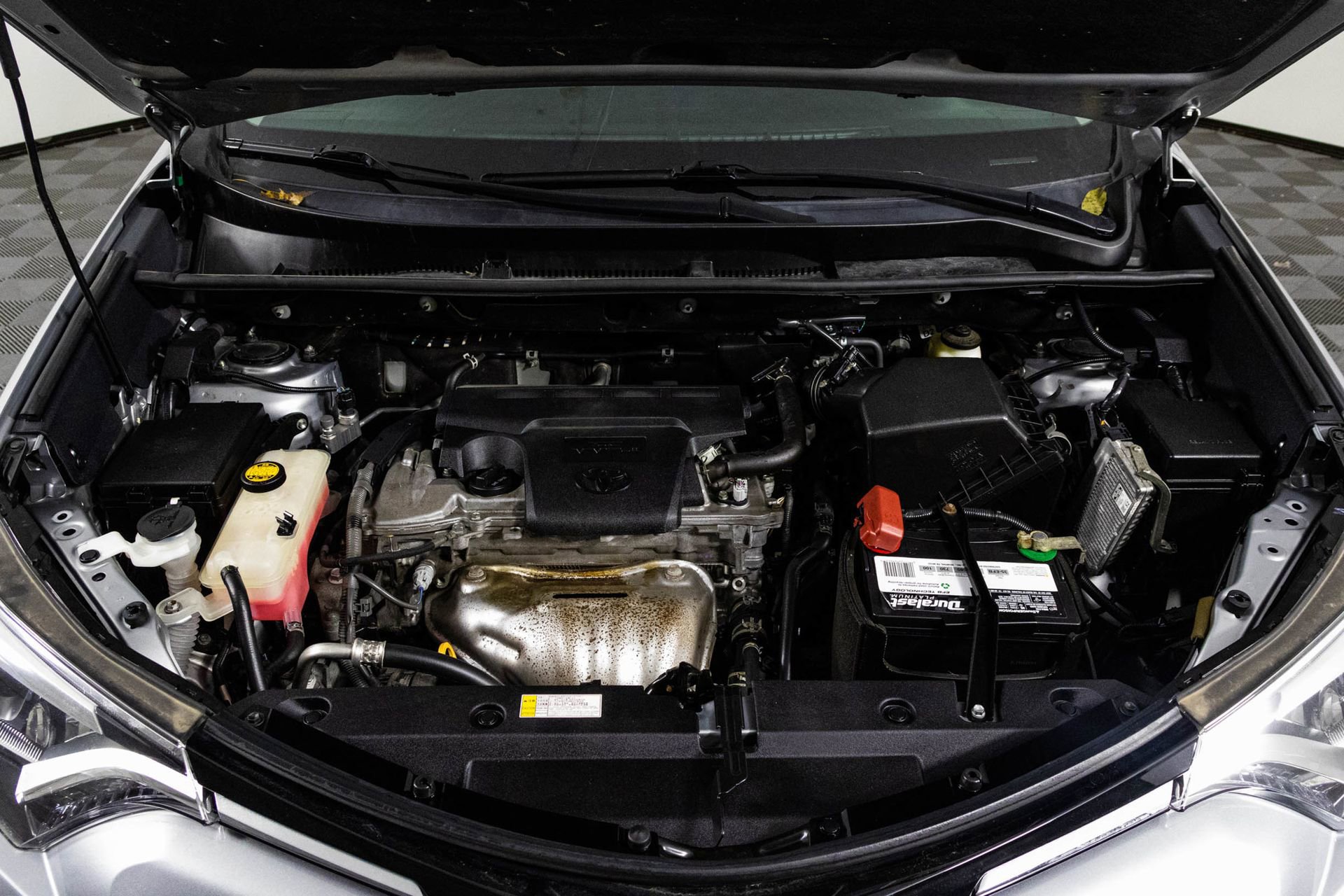 Used 2018 Toyota RAV4 Limited w/ All Weather Liner Package image 46