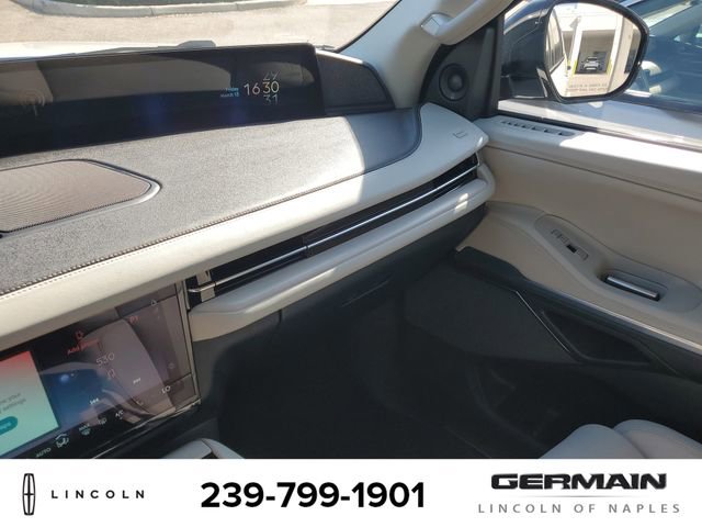 New 2026 Lincoln Navigator Reserve w/ Jet Appearance Package image 34