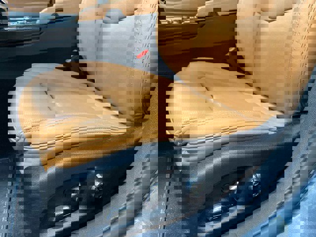 Used 2022 Cadillac CT5 V w/ Platinum Package image 17