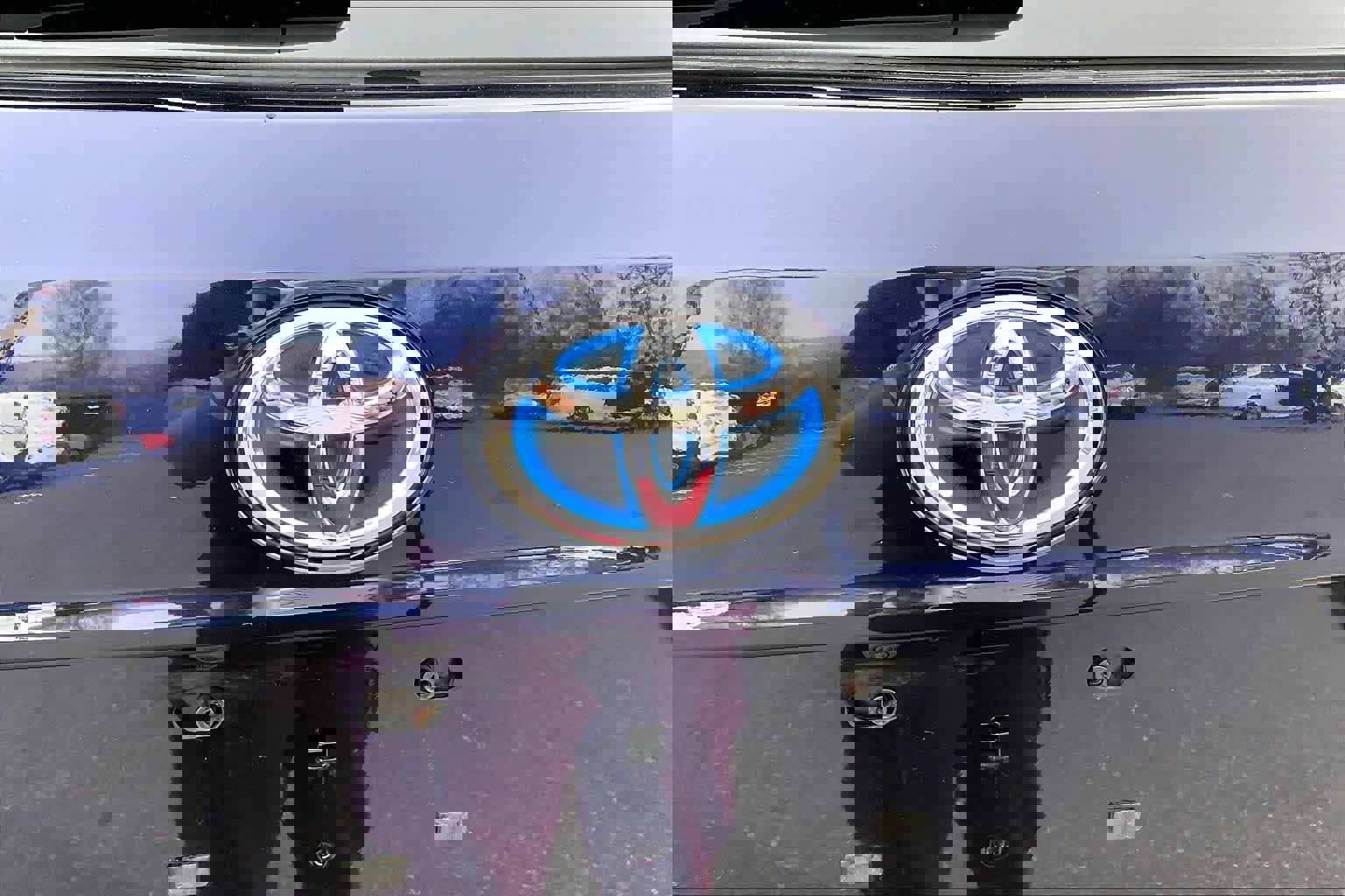 Used 2022 Toyota Highlander XLE AWD/4WD image 31