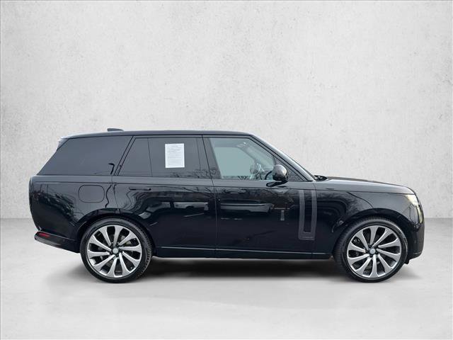 Used 2024 Land Rover Range Rover Autobiography image 4