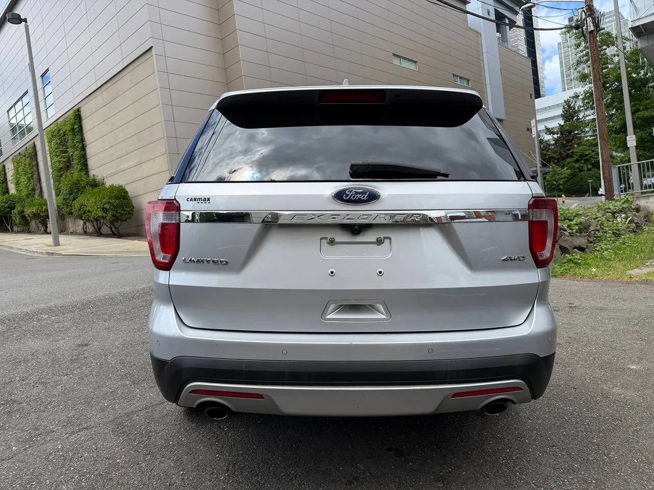 Used 2016 Ford Explorer Limited AWD/4WD image 12