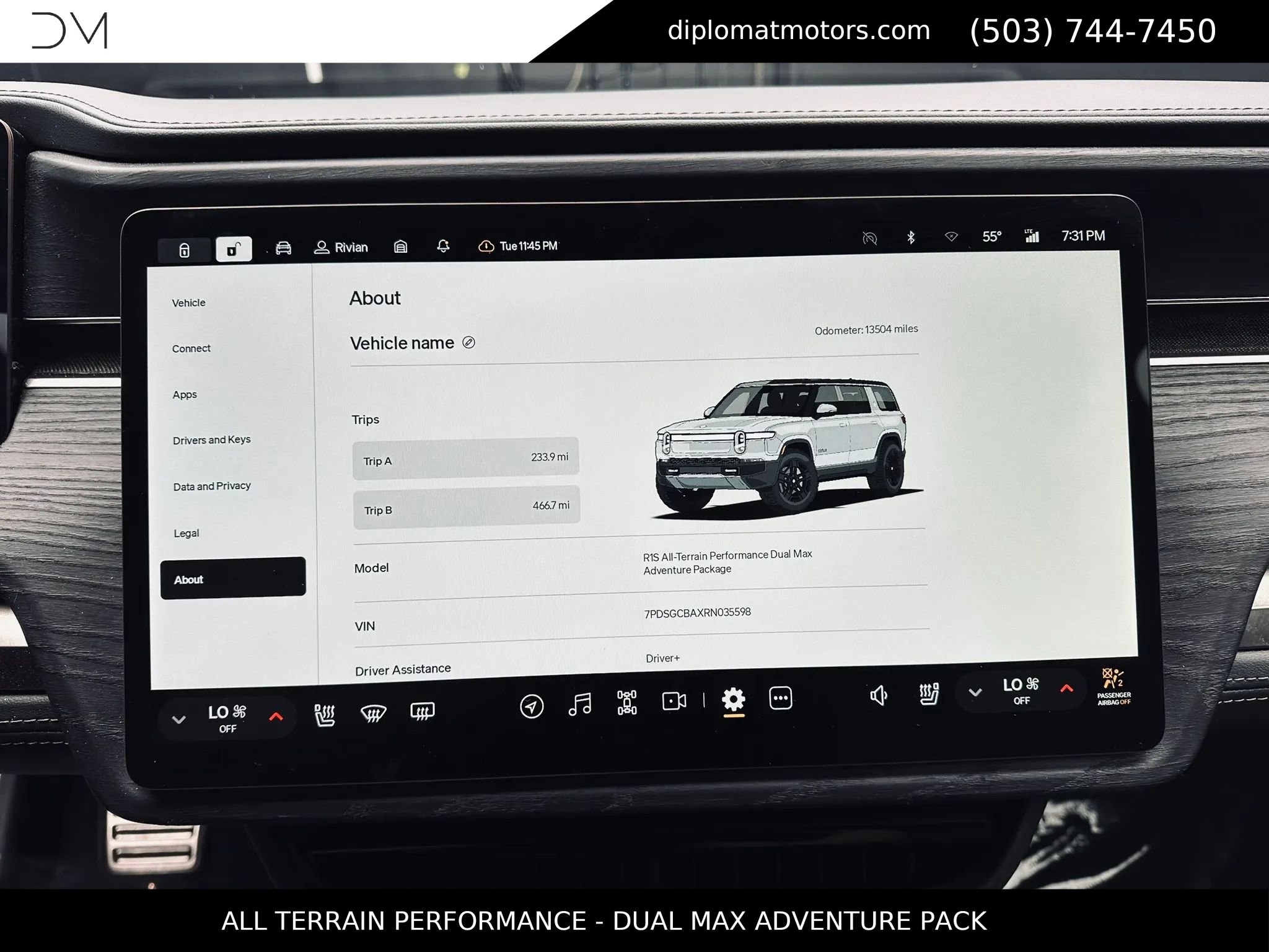 Used 2024 Rivian R1S Adventure image 38