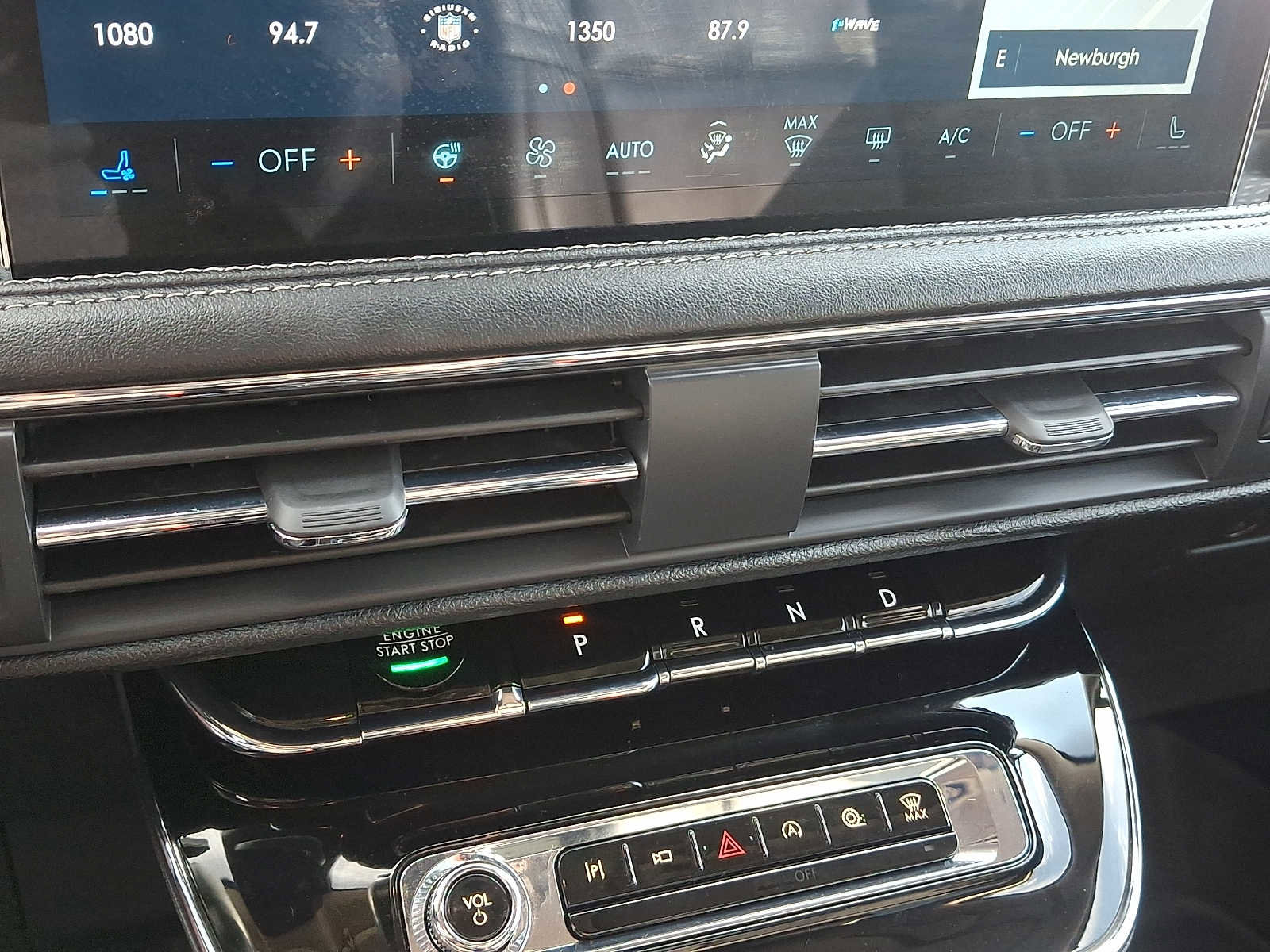 Used 2023 Lincoln Corsair Reserve w/ Equipment Group 201A image 17