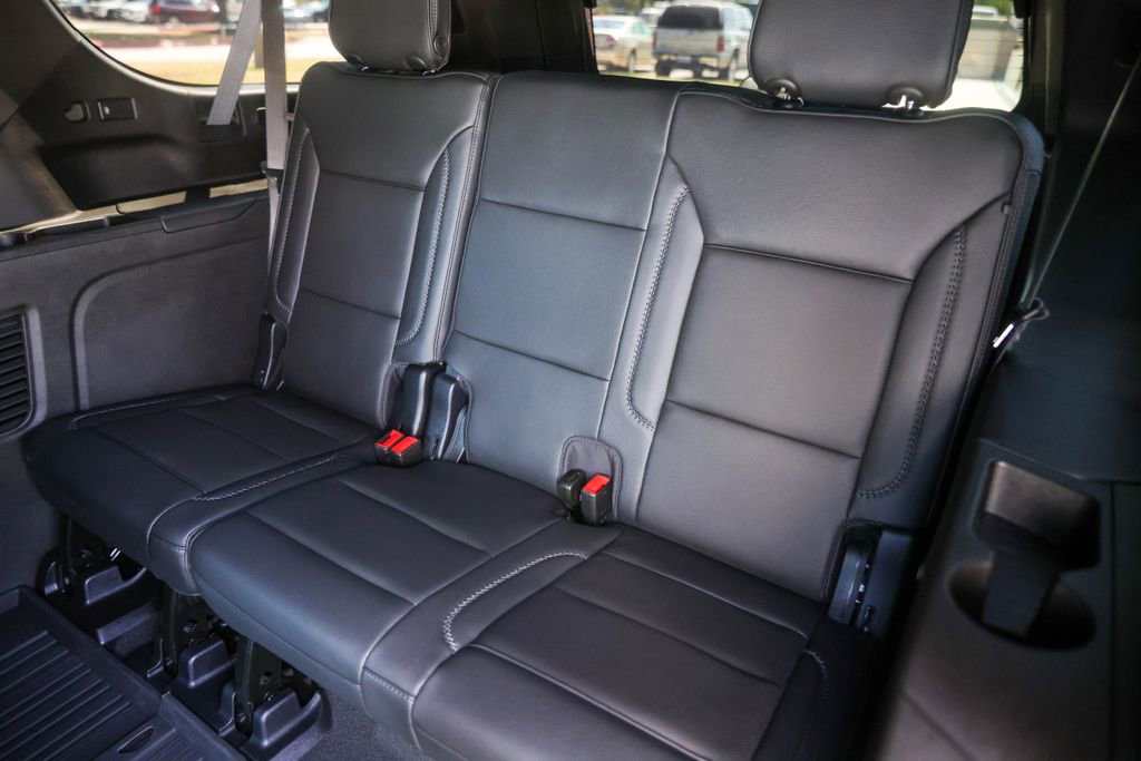 Used 2026 GMC Yukon XL Denali w/ Denali Reserve Package image 27
