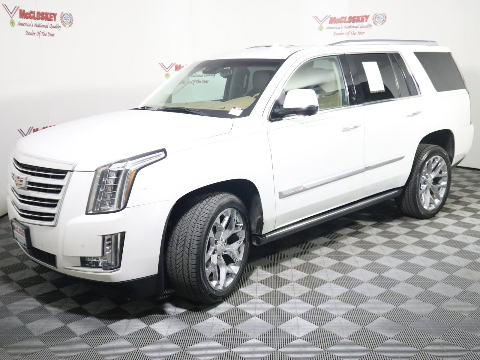 Used 2016 Cadillac Escalade Platinum AWD/4WD image 15