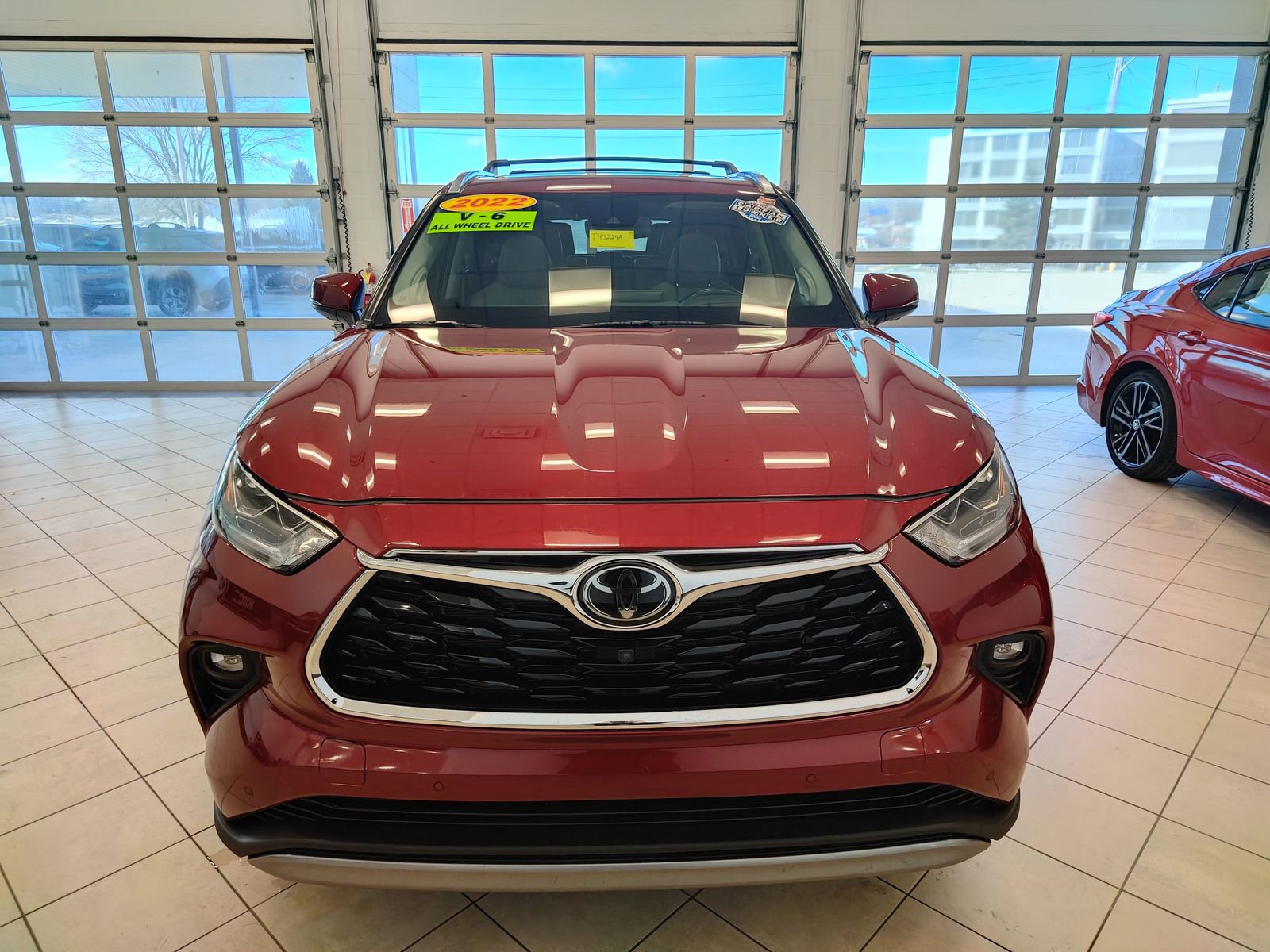 Used 2022 Toyota Highlander Platinum image 9