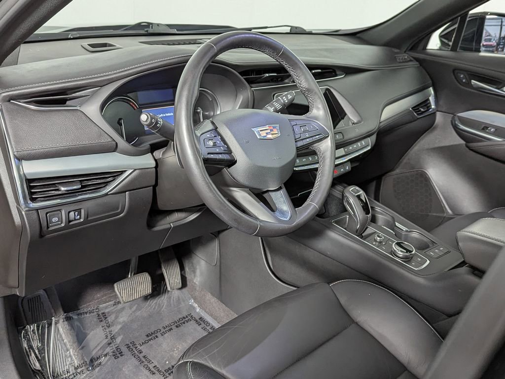 Used 2019 Cadillac XT4 Premium Luxury w/ Cold Weather Package image 15