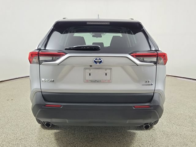 Used 2024 Toyota RAV4 LE AWD/4WD image 6