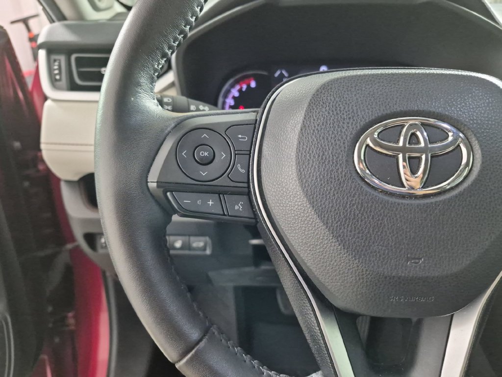 Used 2021 Toyota RAV4 Limited w/ Limited Grade Weather Package FWD image 14