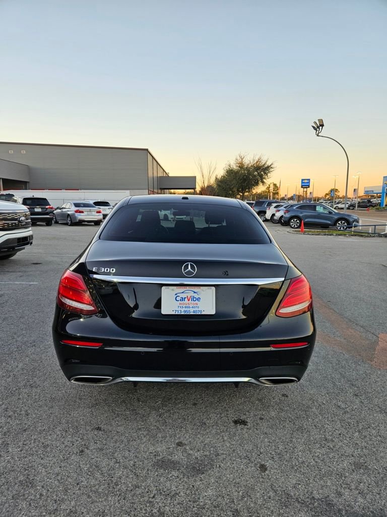 Used 2019 Mercedes-Benz E 300 image 6