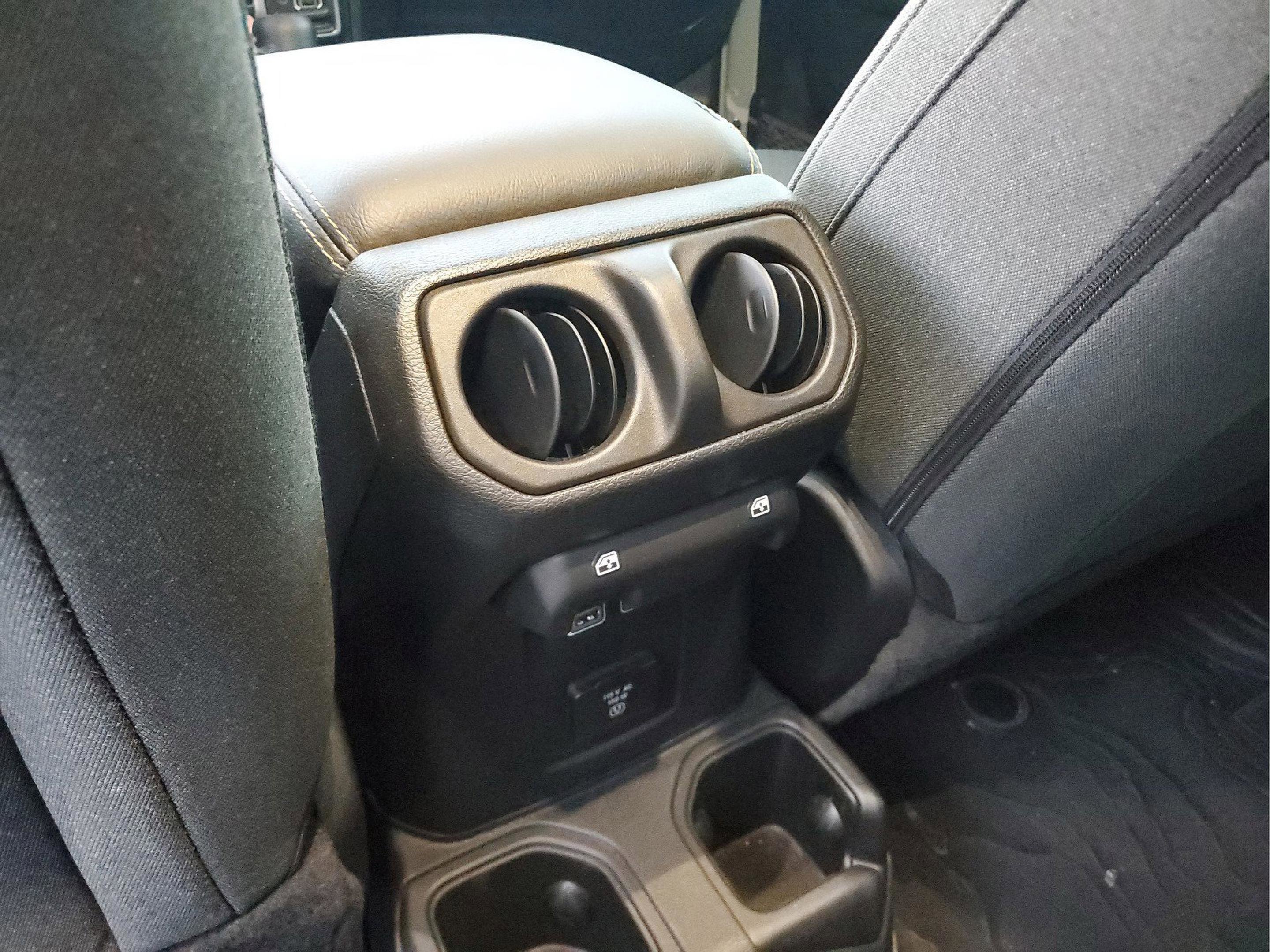 Certified 2024 Jeep Wrangler Sahara image 13