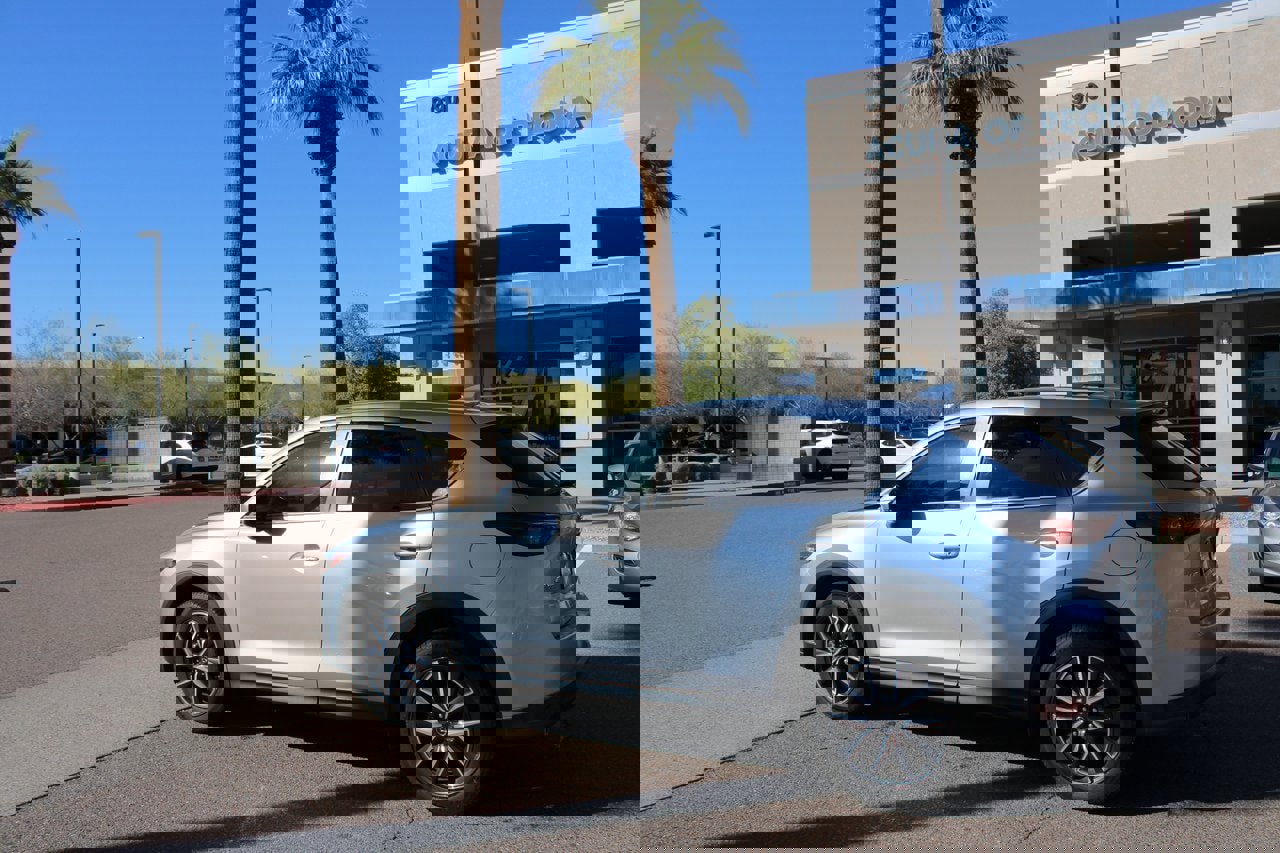 Used 2018 MAZDA CX-5 Touring w/ Preferred Equipment Package image 3