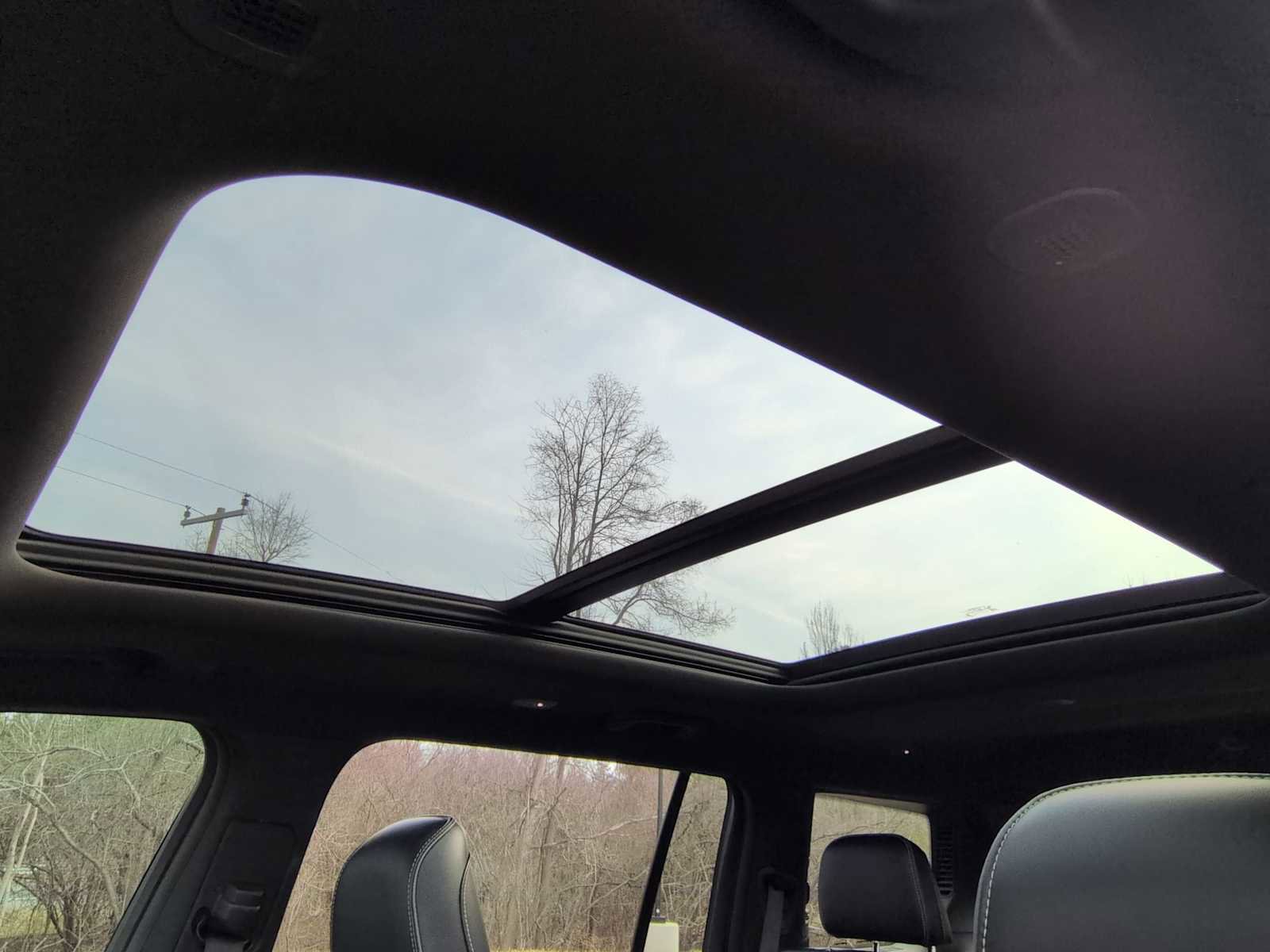 Used 2023 Jeep Grand Cherokee L Overland image 19