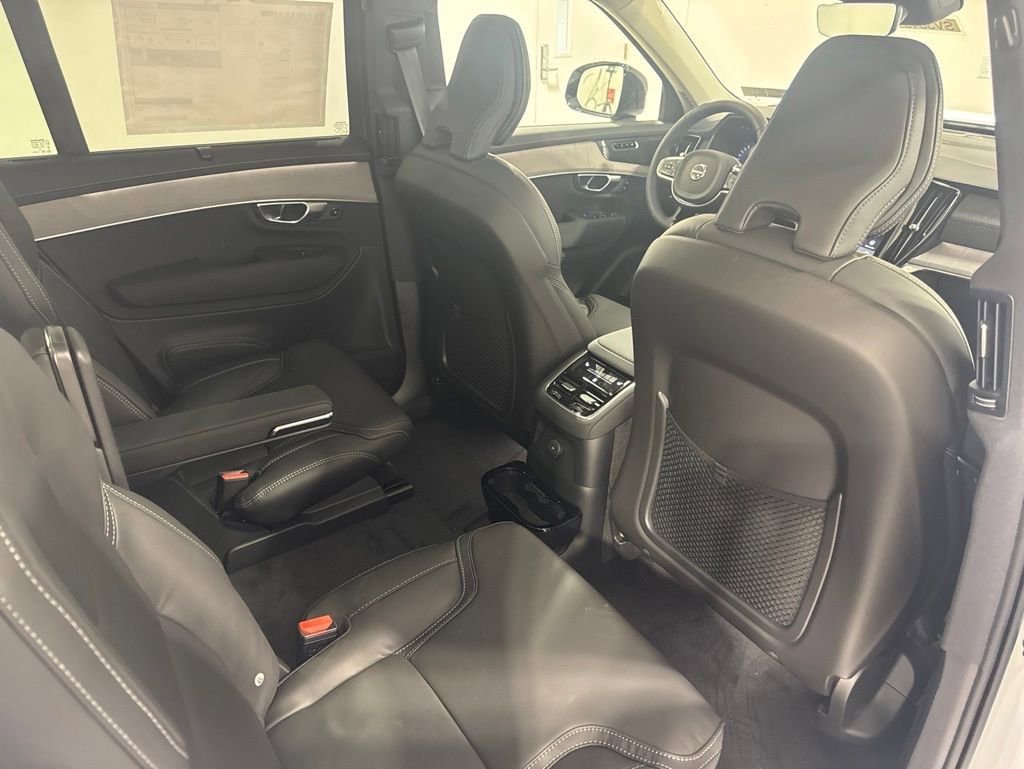 New 2026 Volvo XC90 T8 Ultra w/ Protection Package AWD/4WD image 24