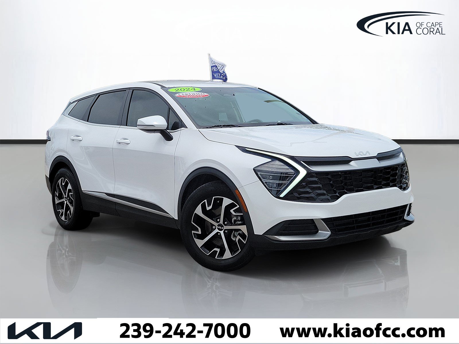 Certified 2024 Kia Sportage EX FWD image 1