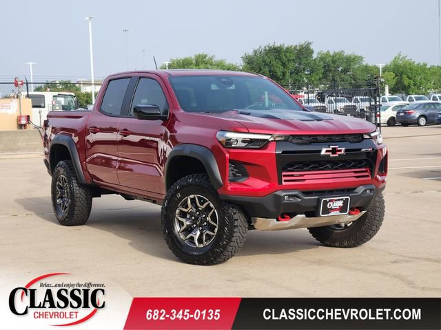 Used 2026 Chevrolet Colorado ZR2 w/ Technology Package AWD/4WD image 1
