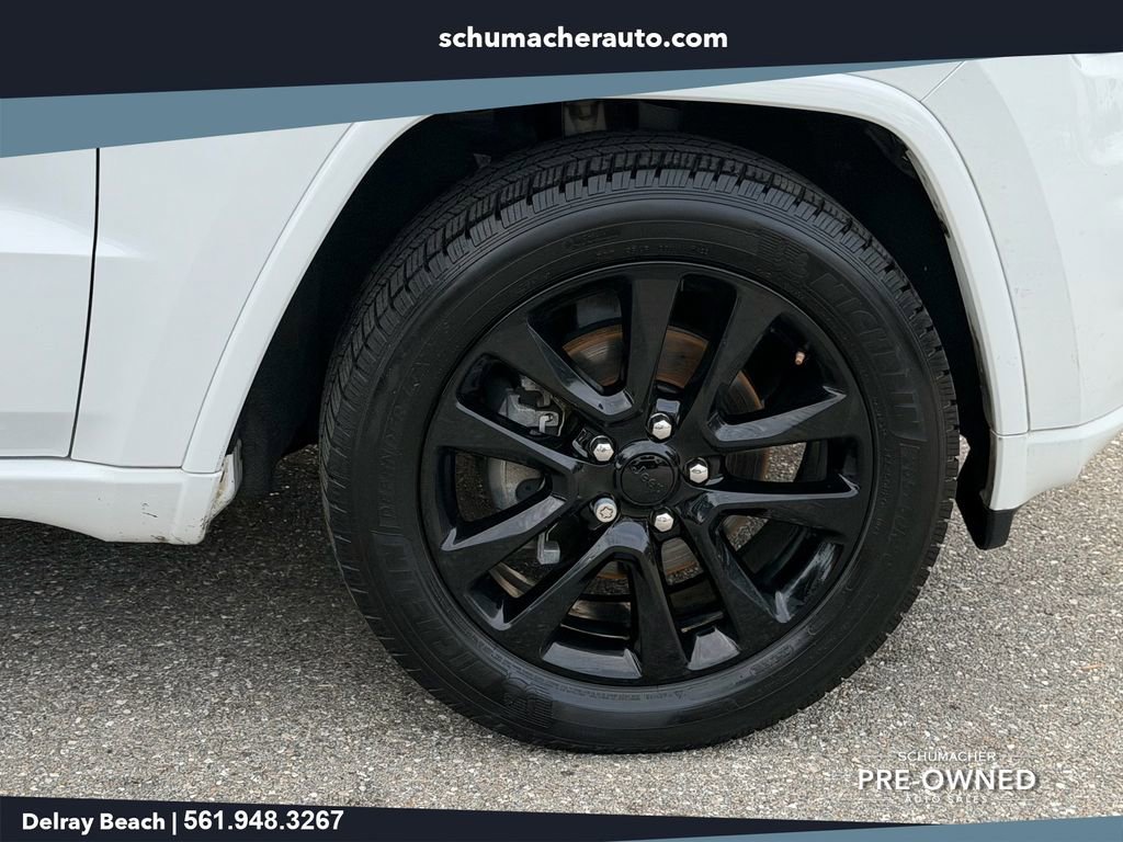 Used 2019 Jeep Grand Cherokee Altitude RWD image 9