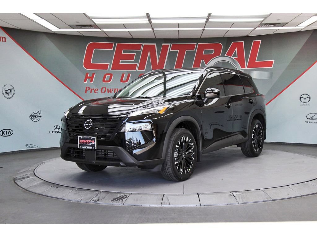 New 2026 Nissan Rogue Dark Armor FWD image 2