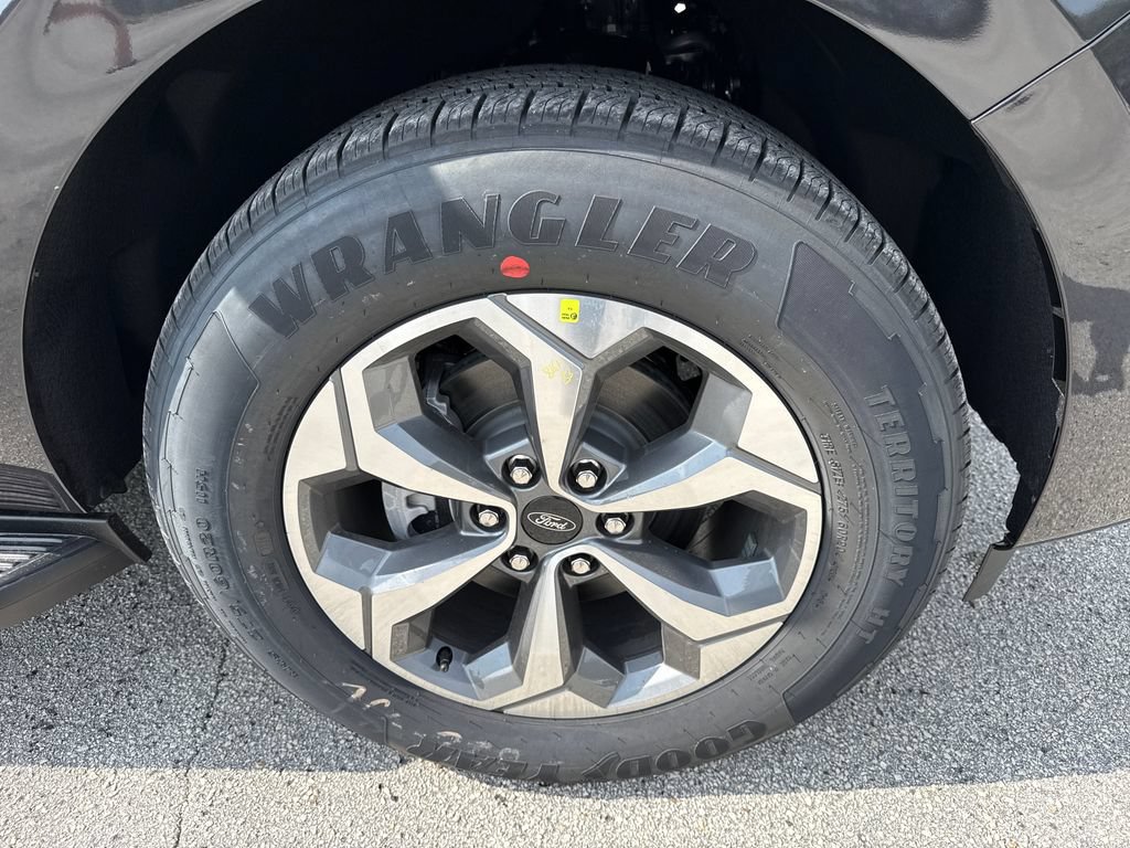 New 2027 Ford Expedition Max Active RWD image 11