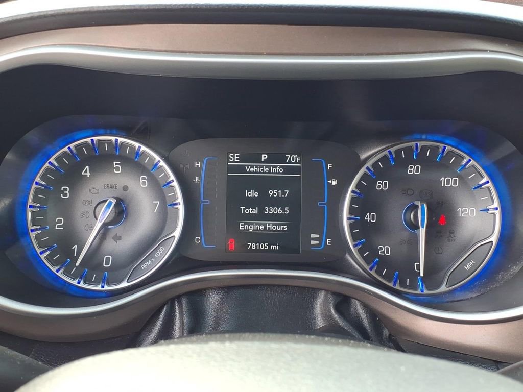 Used 2020 Chrysler Voyager Lxi FWD image 6