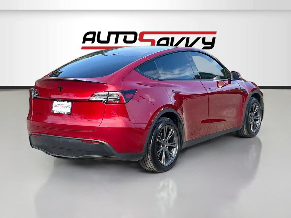 Used 2025 Tesla Model Y Long Range RWD image 7