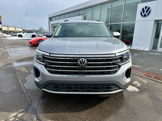Certified 2024 Volkswagen Atlas SE image 2