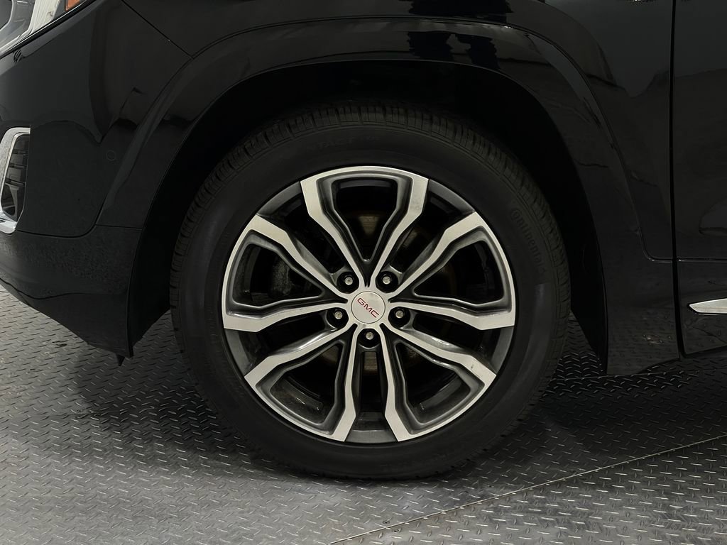 Used 2018 GMC Terrain Denali w/ Advanced Safety Package image 36