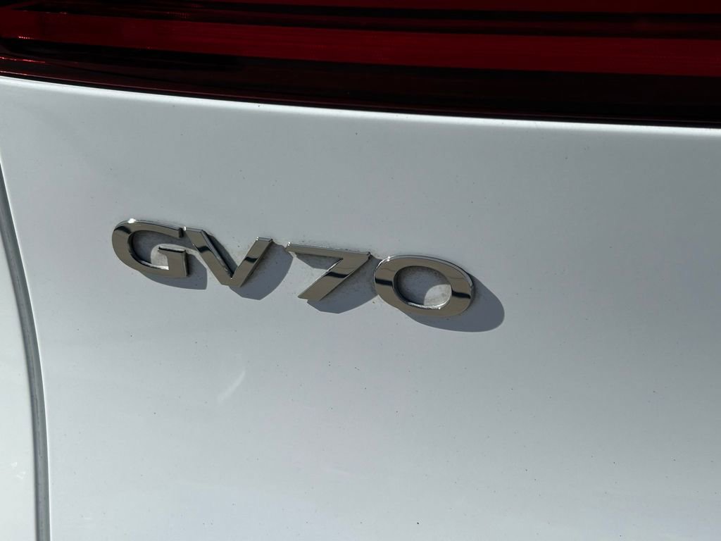 Used 2022 Genesis GV70 3.5T Sport w/ Sport Prestige Package image 13