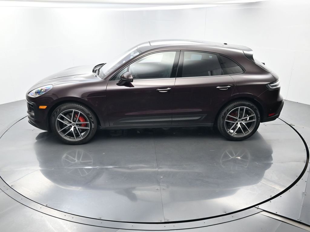 Certified 2026 Porsche Macan S AWD/4WD image 36