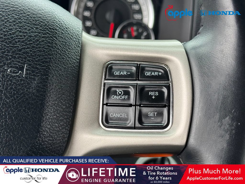 Used 2014 RAM 1500 Laramie RWD image 25