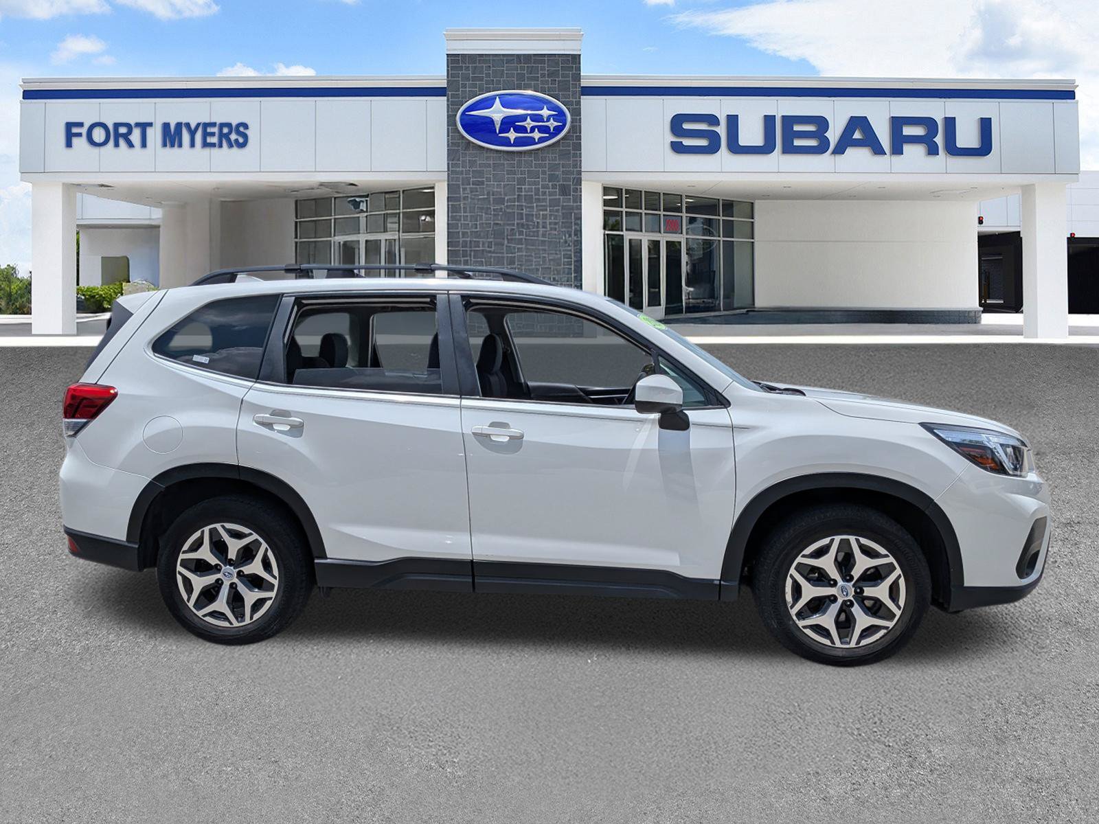 Used 2020 Subaru Forester Premium w/ Popular Package #1 AWD/4WD image 3