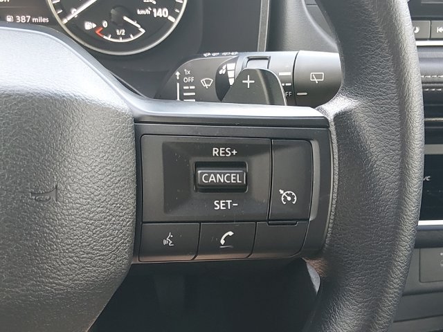 Used 2026 Nissan Rogue S FWD image 23