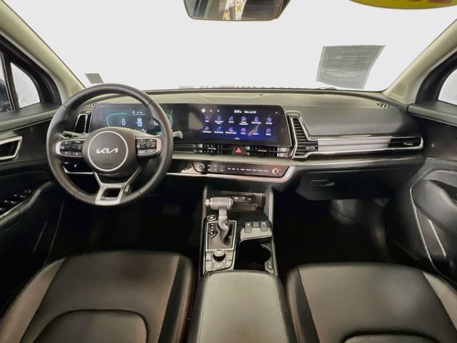 Used 2025 Kia Sportage EX FWD image 25