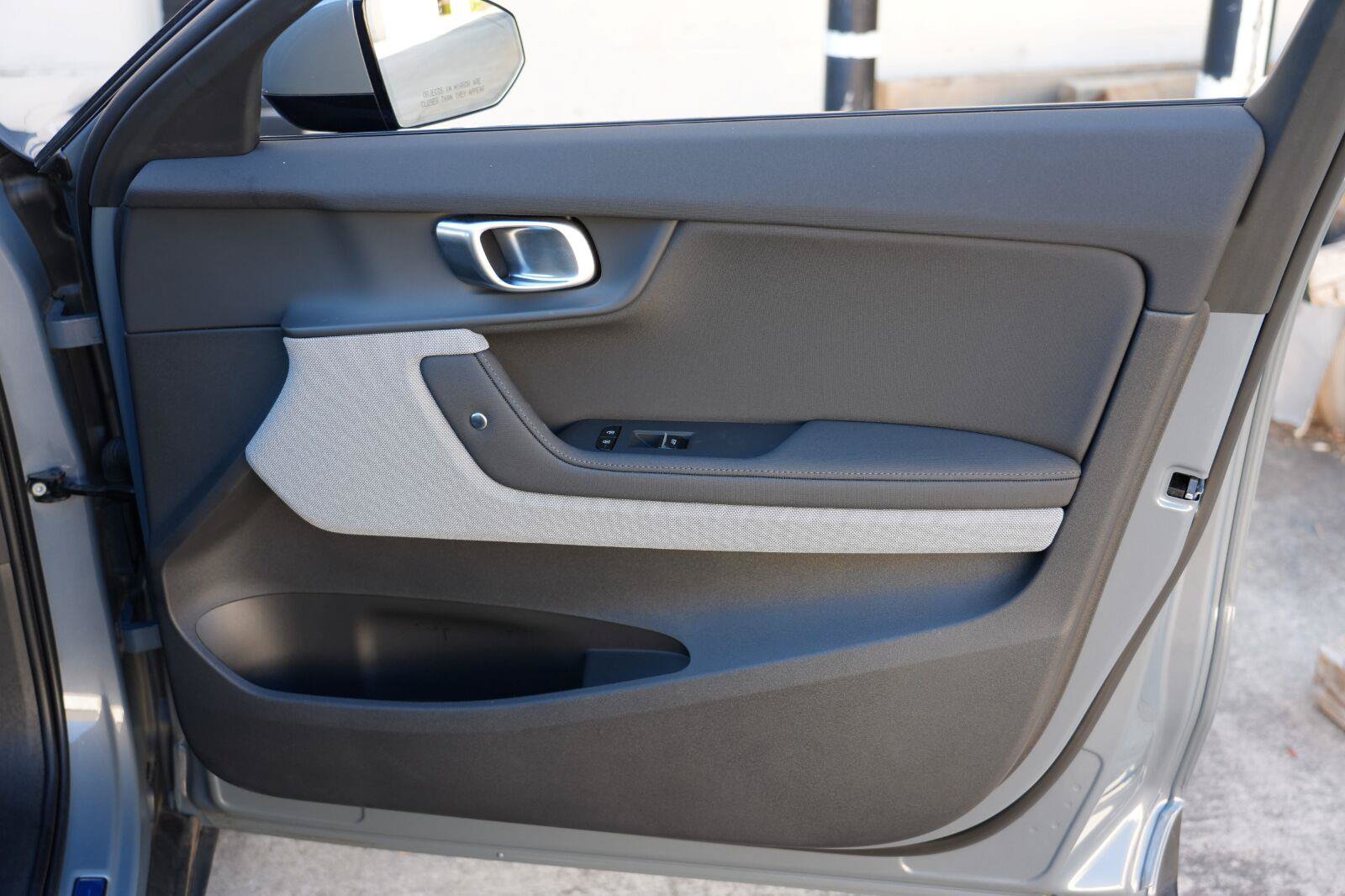 Used 2022 Polestar Polestar 2 w/ Pilot Package AWD/4WD image 45