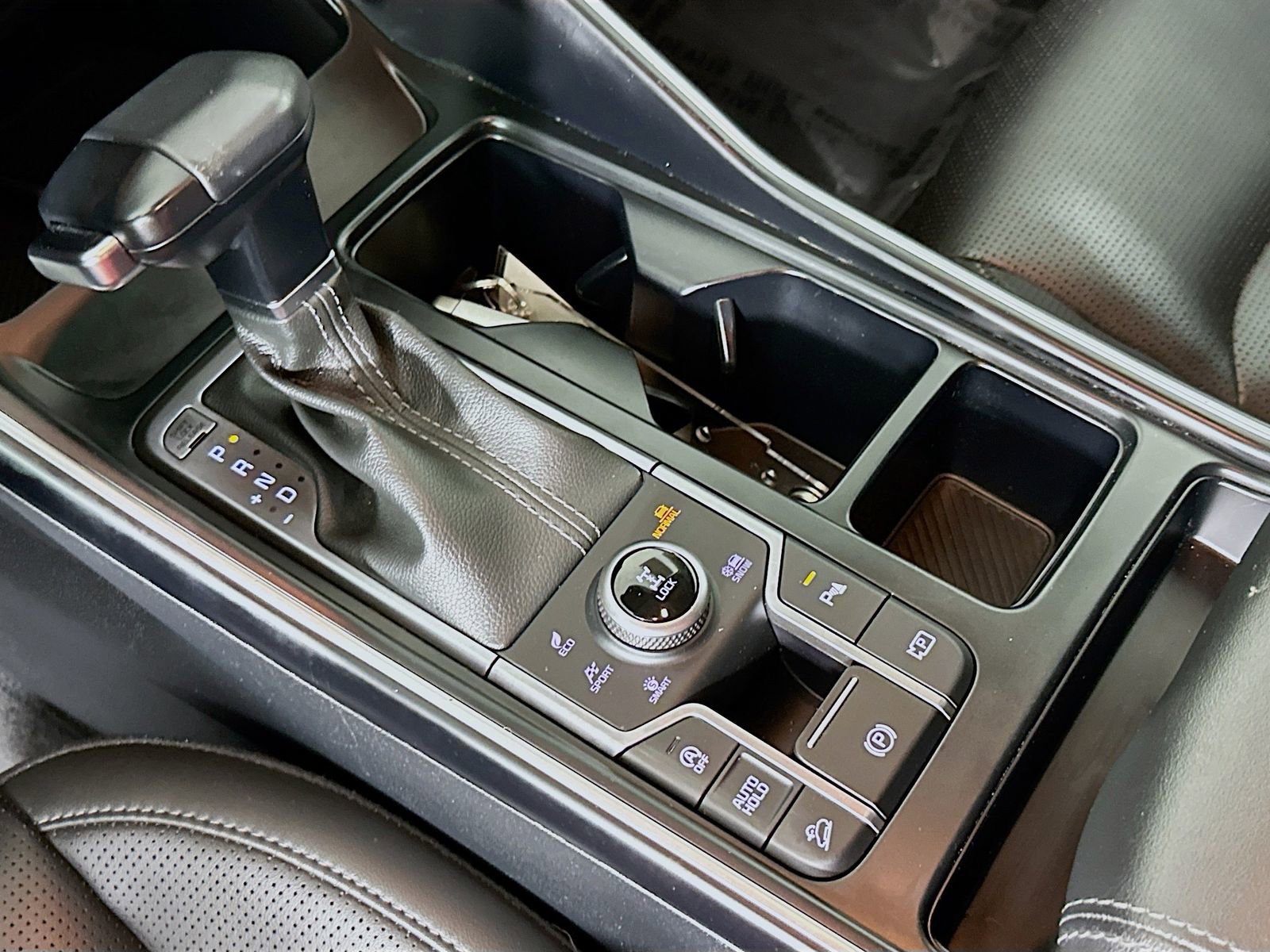 Used 2024 Kia Sorento S image 18