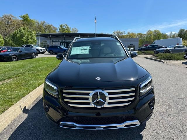 New 2026 Mercedes-Benz GLB 250 4MATIC image 8