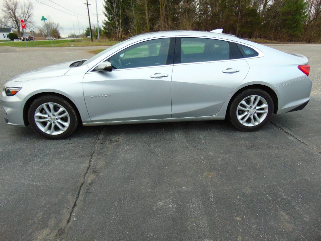 Used 2016 Chevrolet Malibu LT image 5