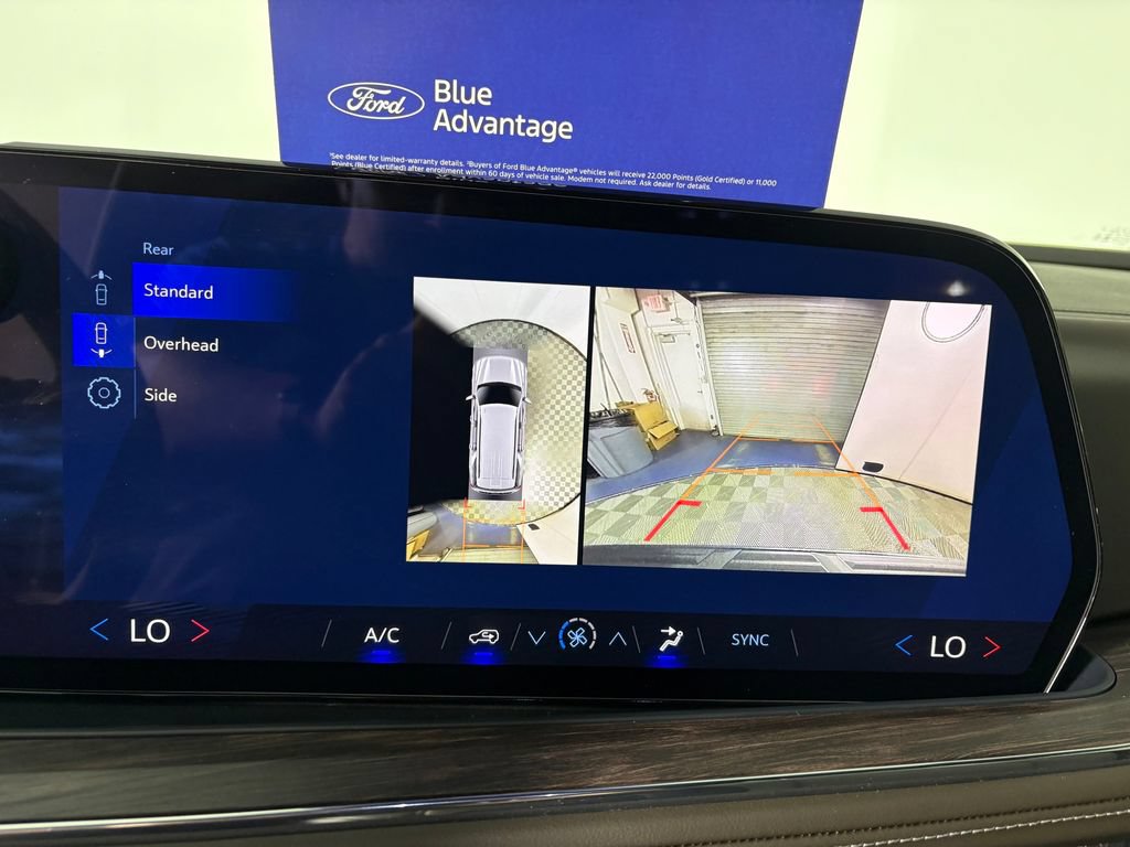 Used 2025 Chevrolet Tahoe LS RWD image 18